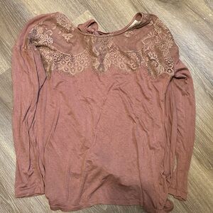 Daytrip Lace Accent Women's Top - Rust